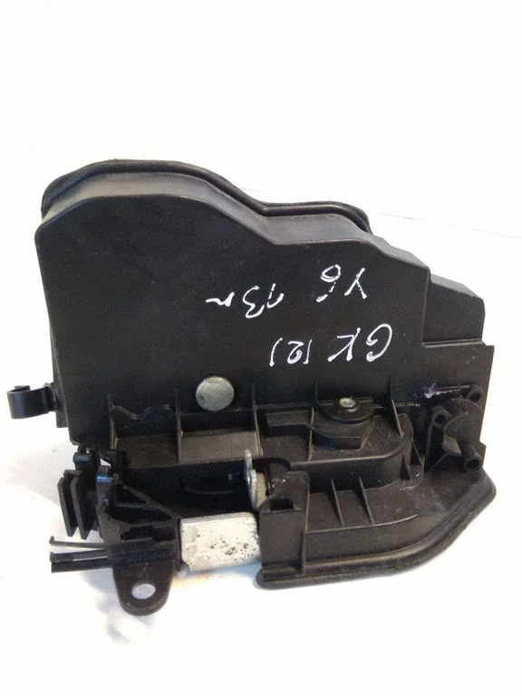Rear door lock 7318417