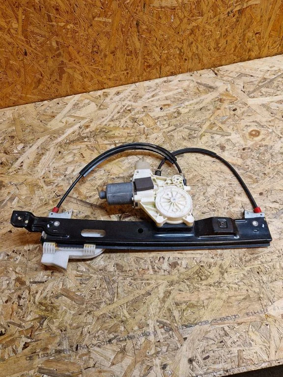 Rear door window regulator with motor 6M2114A389B