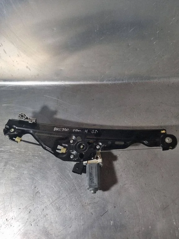 Rear door window regulator with motor – BMW 5 Series E60 E61 (2004-2010)
