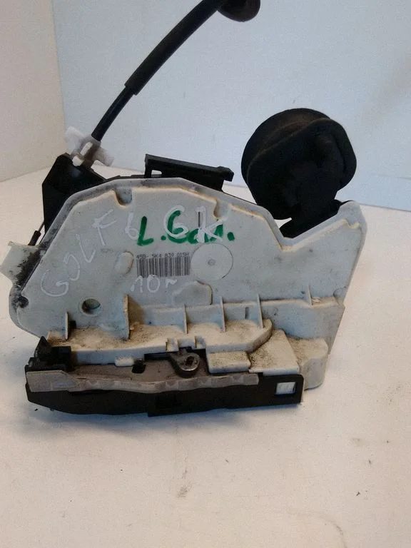 Rear door lock – Volkswagen Golf Plus (2005-2013)