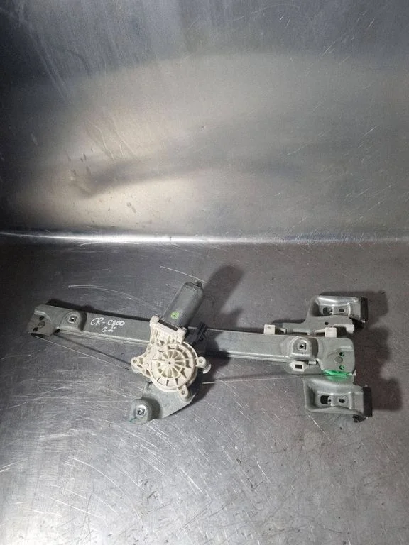 Rear door window regulator with motor 081707
