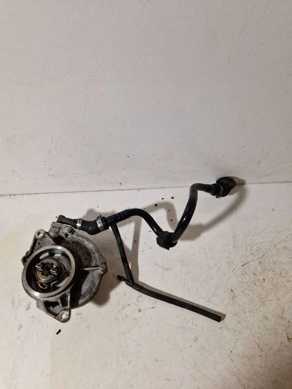 Vaakumpump 057145100A