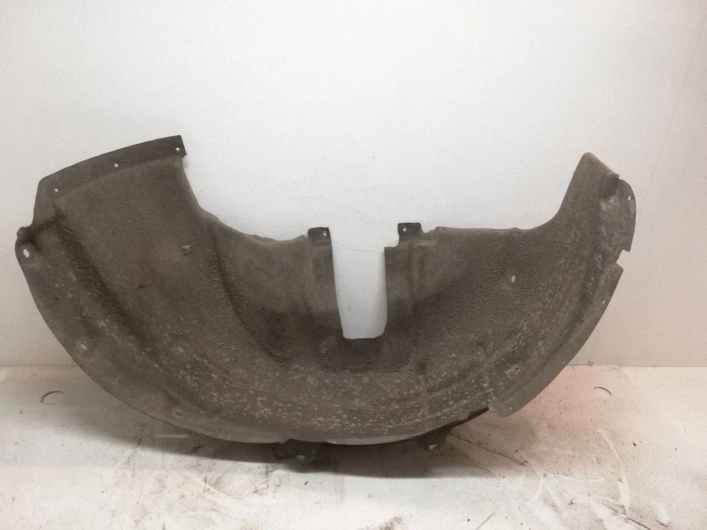 Rear arch fender liner splash guards – right