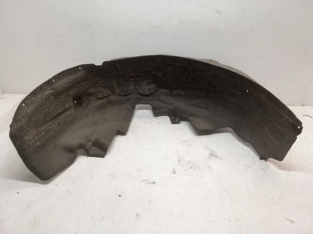 Rear arch fender liner splash guards 8Y0810172C