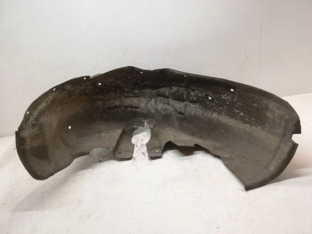 Rear arch fender liner splash guards 8K0810172C