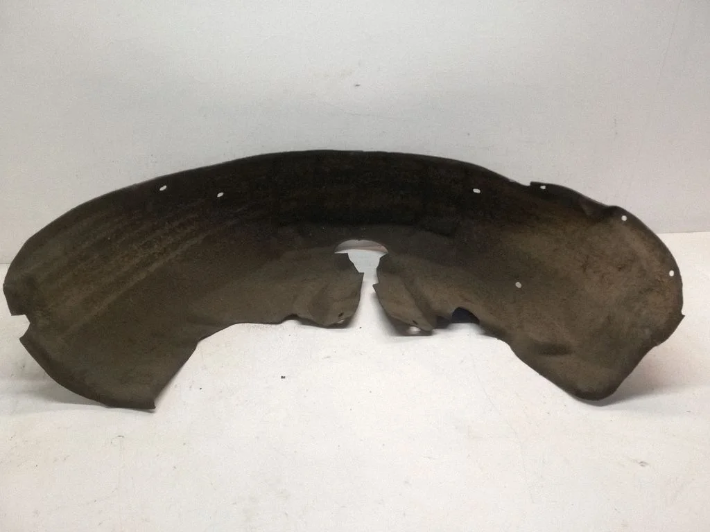 Rear arch fender liner splash guards – left