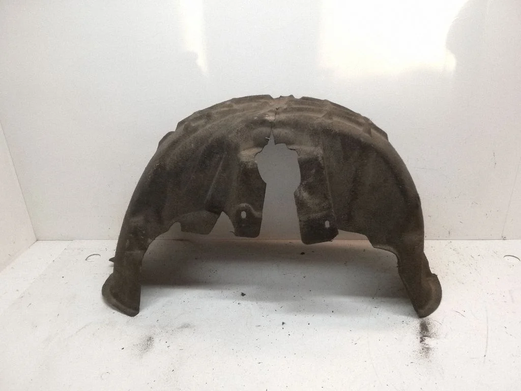 Rear arch fender liner splash guards 8K0810172C