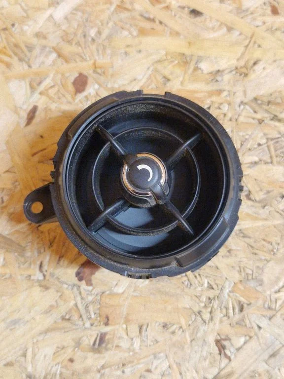 Dash center air vent grill – Mini Cooper Countryman R60 (2011-2016)