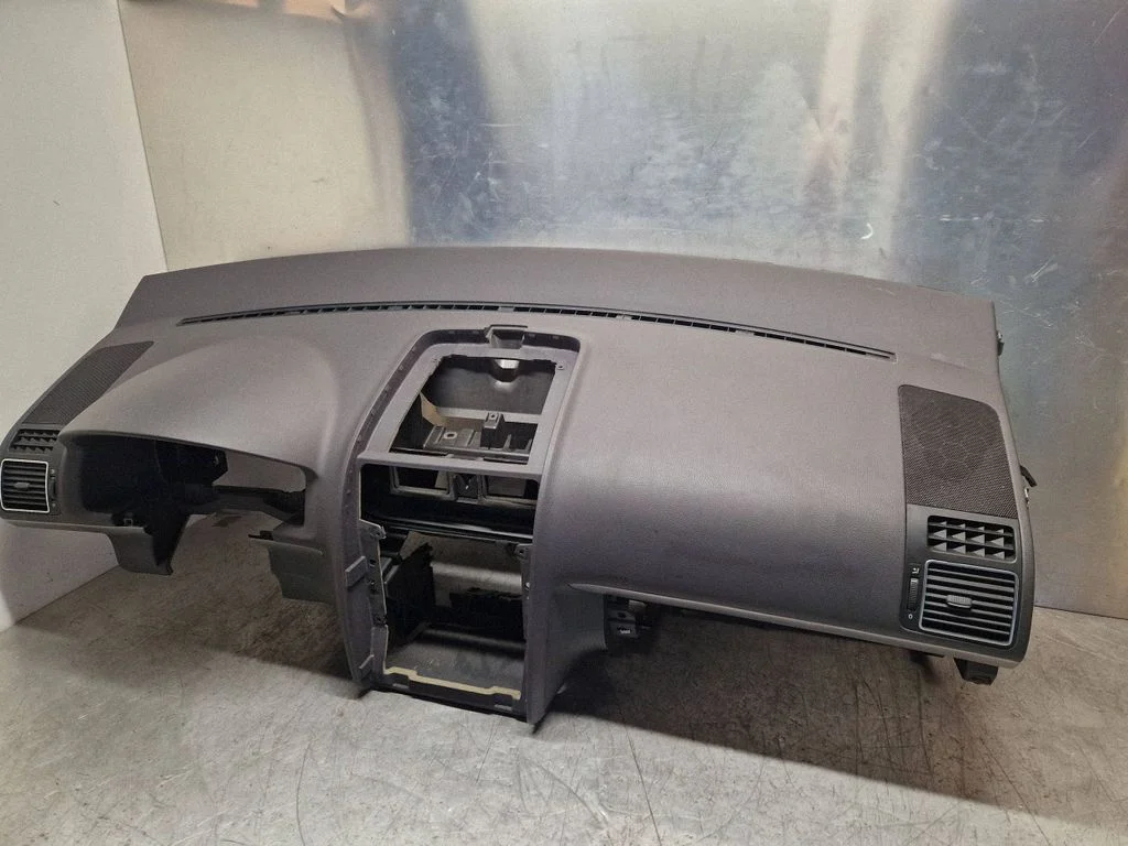 Dashboard – Volkswagen Touran II (2010-2016)