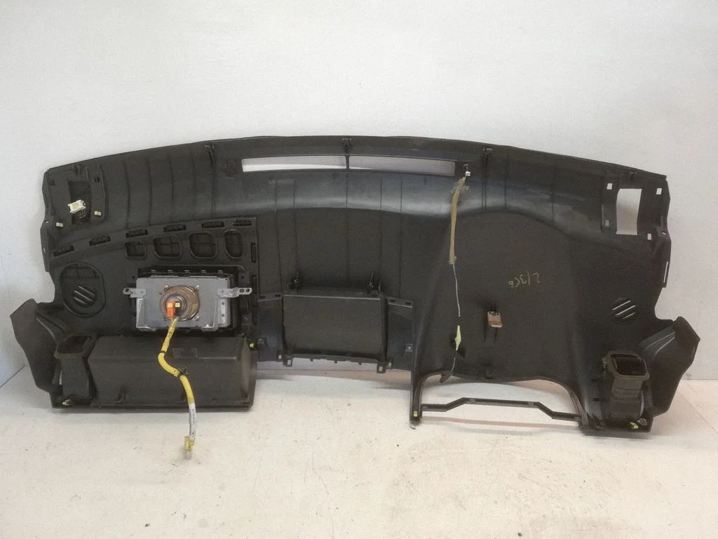 Deska rozdzielcza – Toyota Corolla Verso AR10 (2004-2009)