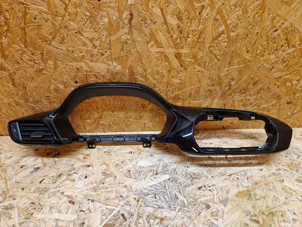 Dashboard trim H1BB18835G
