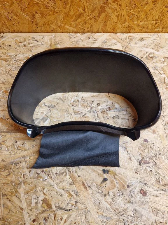 Dashboard trim 682643051R