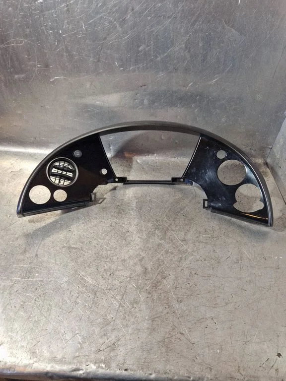 Dashboard trim – Honda Civic (2006-2011)