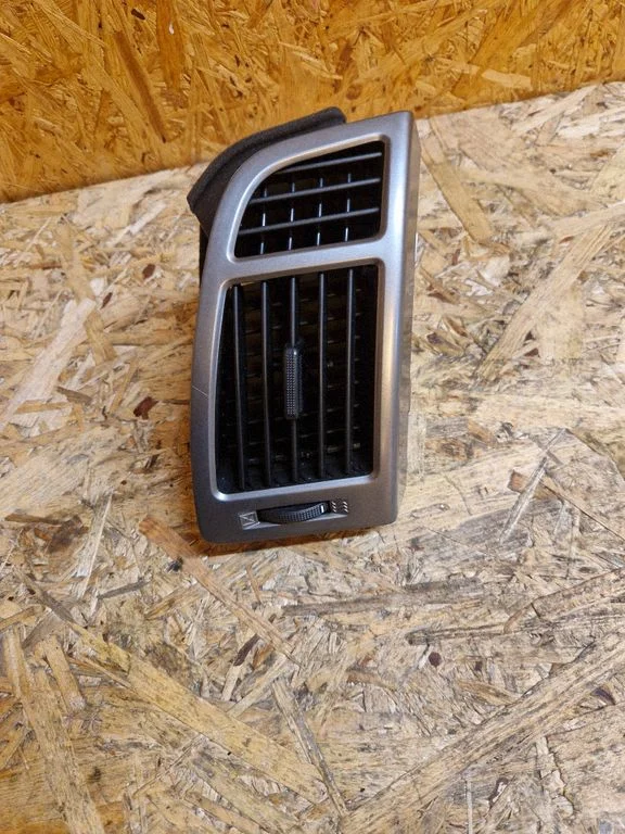 Dashboard side air vent grill/cover trim 974801J010