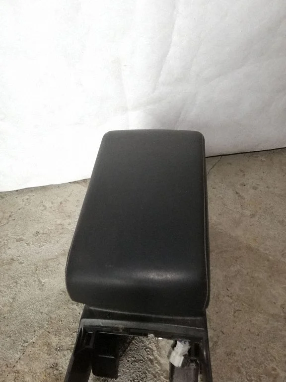 Armrest 92113AL000