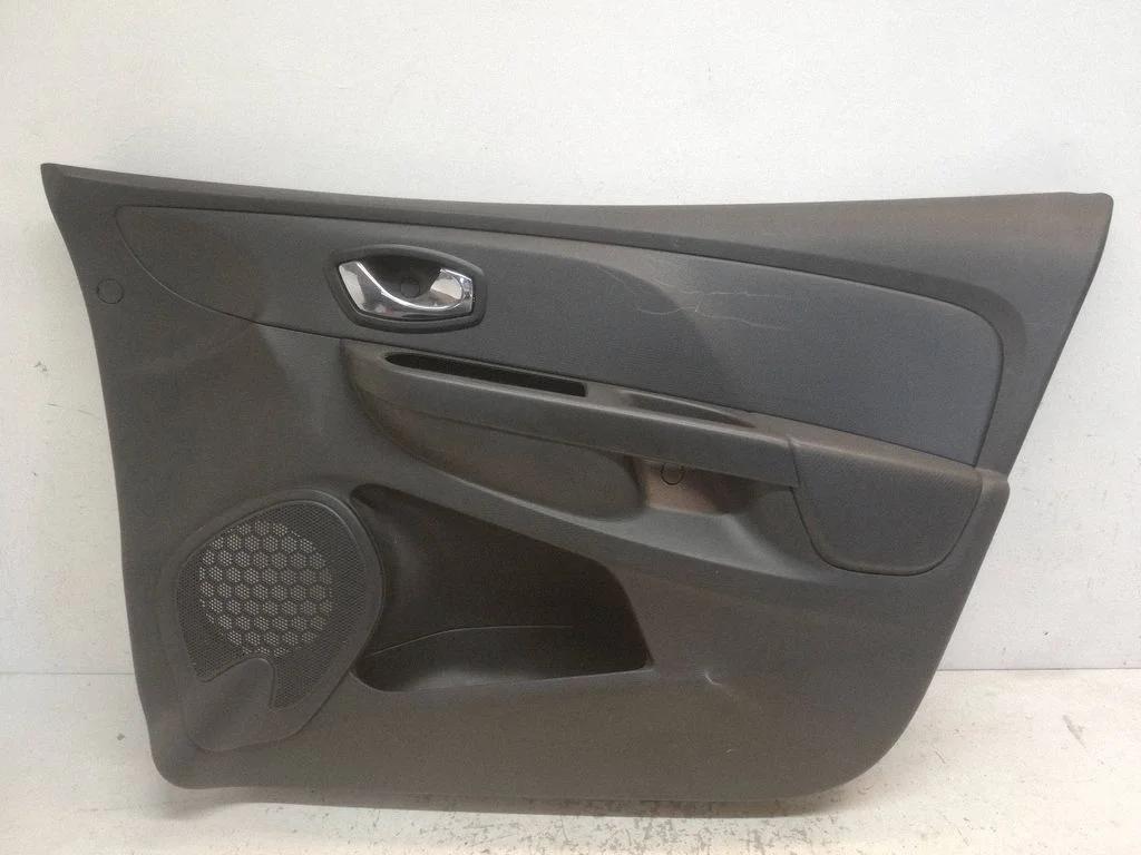 Front door card panel trim 809000037R