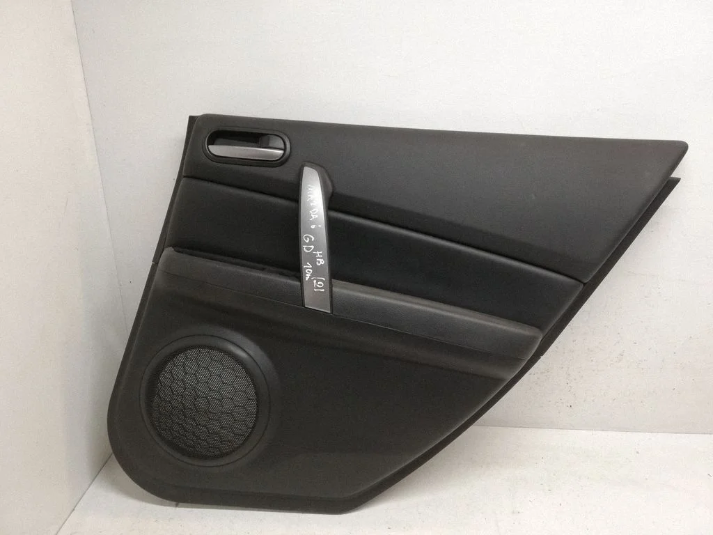 Rear door card panel trim GS1D5281K
