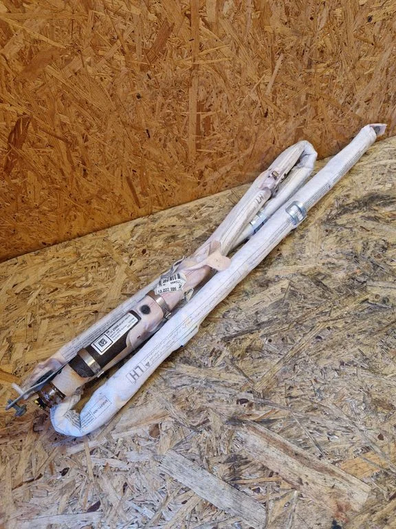 Katuse turvapadi (kardin) – Opel Insignia A (2008-2017)