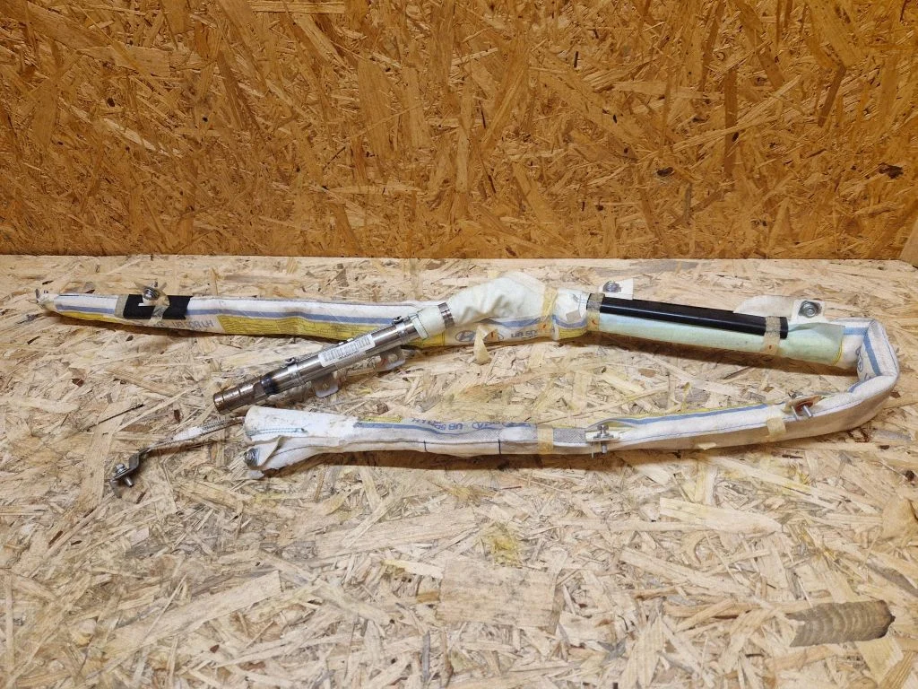 Katuse turvapadi (kardin) 850101W000