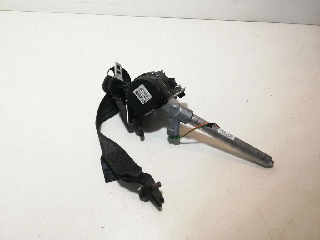 Rear seatbelt 6061536R0D
