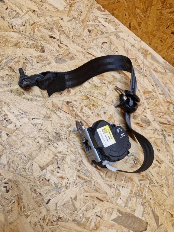 Rear seatbelt 34167085D – Renault Twingo III (2014-)