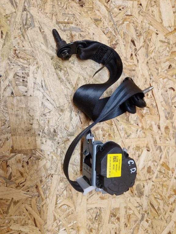 Rear seatbelt 34167086D – Renault Twingo III (2014-)