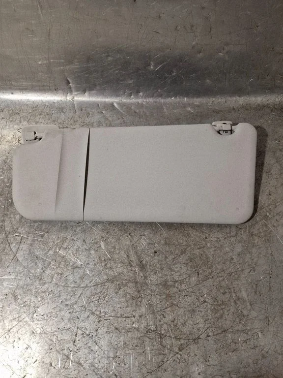 Sun visor – left