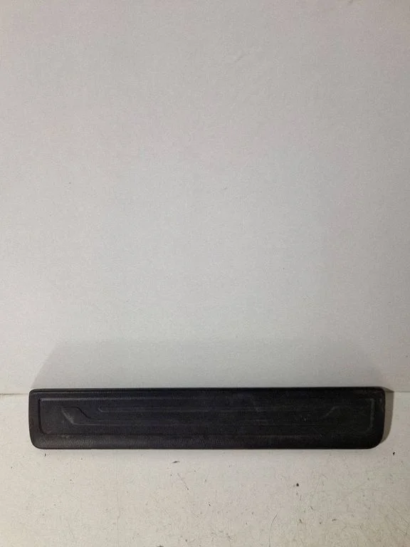 Front sill trim cover – KIA Sportage (2011-2016)
