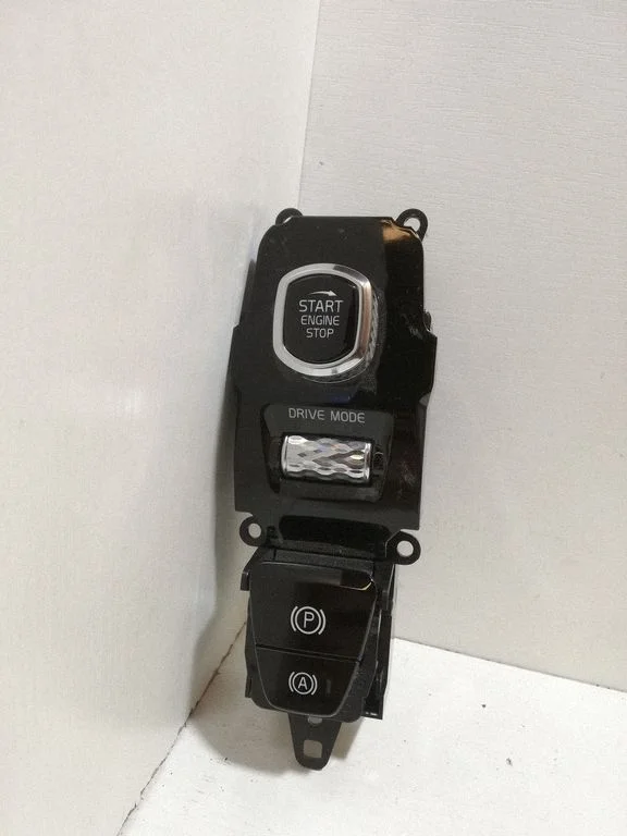 Engine start stop button switch P31443818