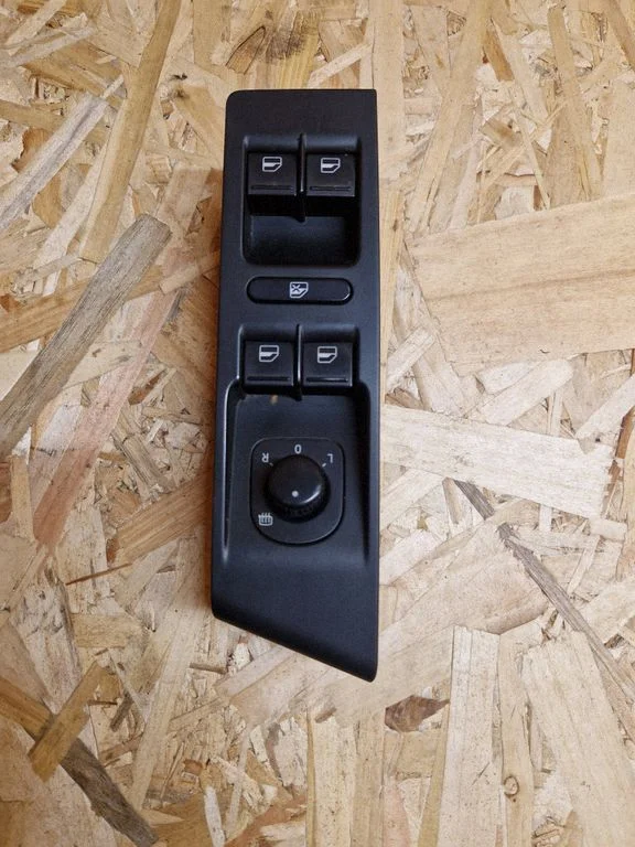 Elektrisko logu slēdzis 3AB857857A