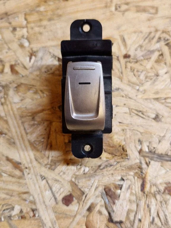 Electric window control switch 8585035000