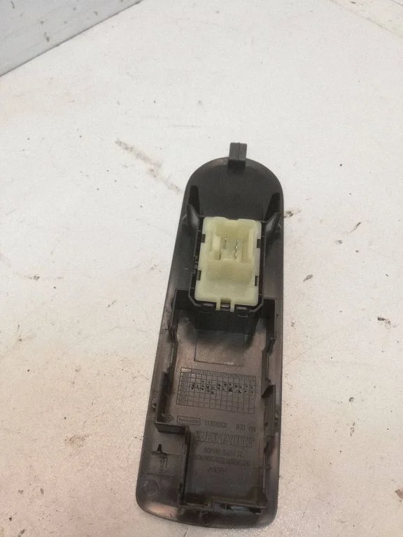 Przełącznik szyb elektrycznych 254218614R