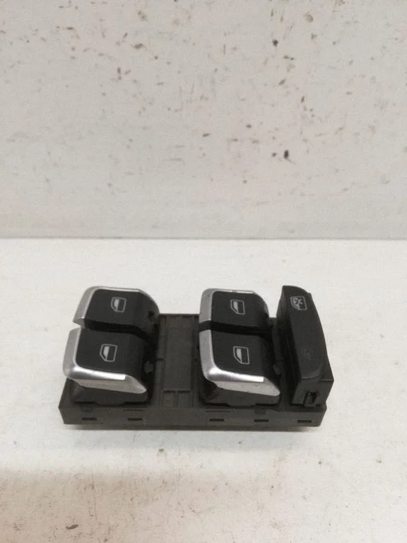 Electric window control switch – Audi A4 Allroad B8 (2008-2016)