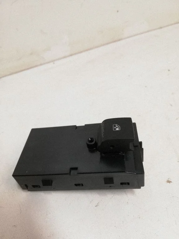Electric window control switch 13408448