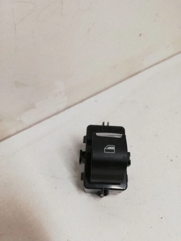 Electric window control switch DG9T14529AAW