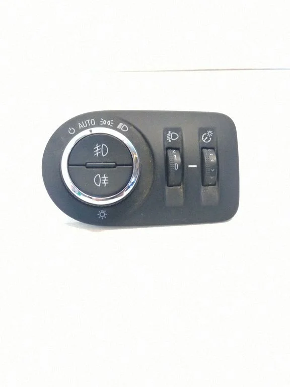 Light switch – Opel Zafira C (2011-2019)