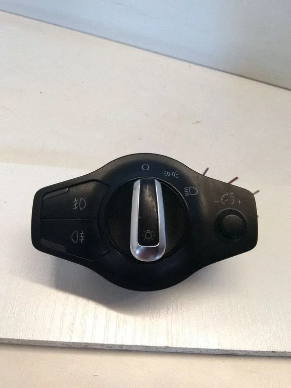 Light switch 8K0941531AK