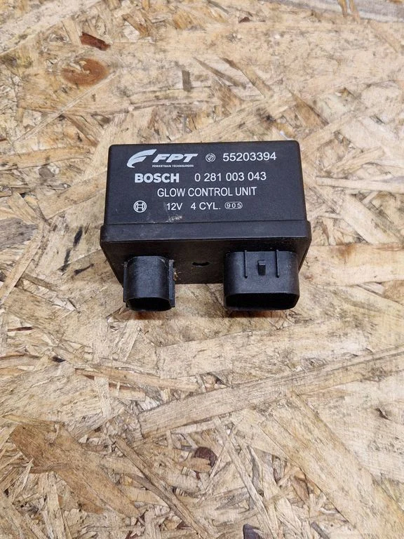 Glow plug pre-heat relay 55203394