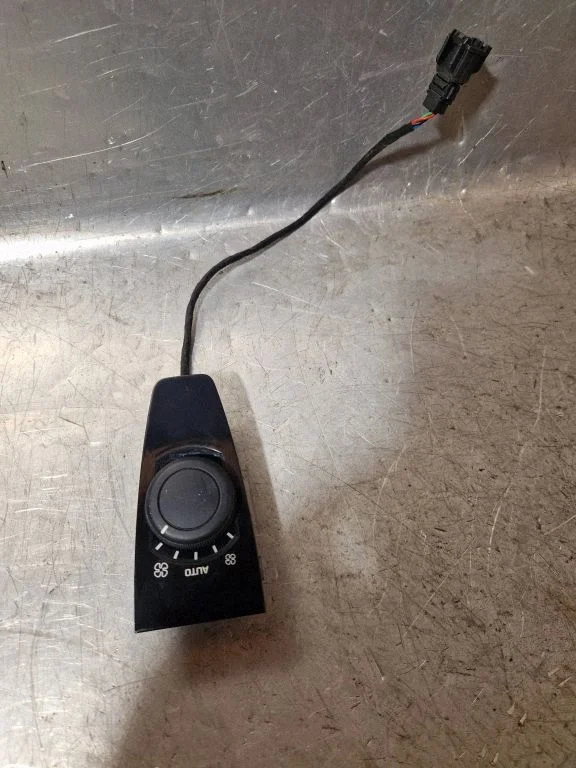 Climate control unit 9659796977