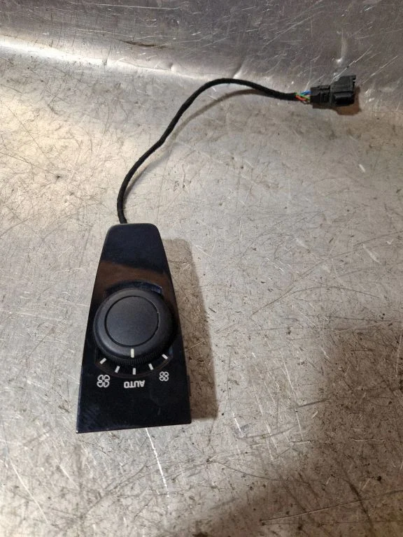 Climate control unit 9659796977