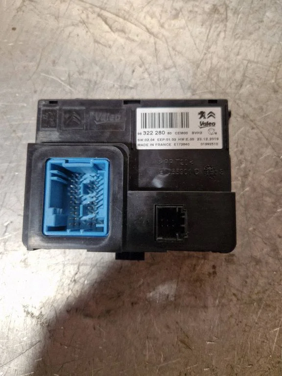 Climate control unit 9832228080