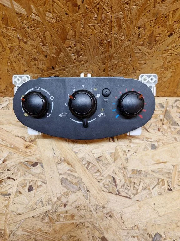 Climate control unit CW117004 – Renault Twingo III (2014-)