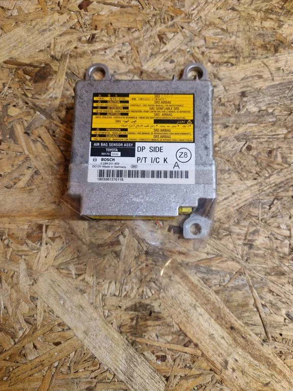Airbag control unit/module – Lexus IS 220D-250-350 (2006-2013)