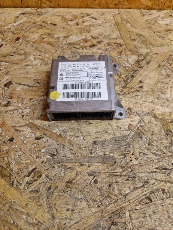 Airbag control unit/module 9677909280