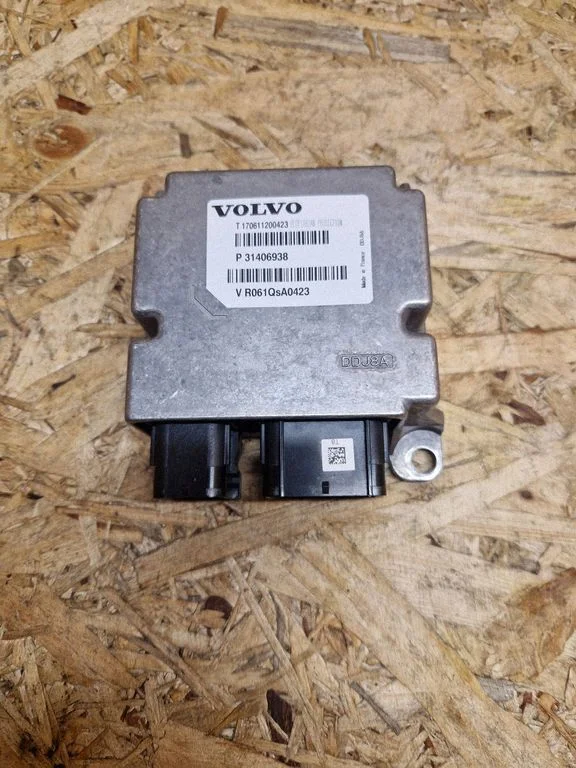 Airbag control unit/module – Volvo V40 (2012-2019)