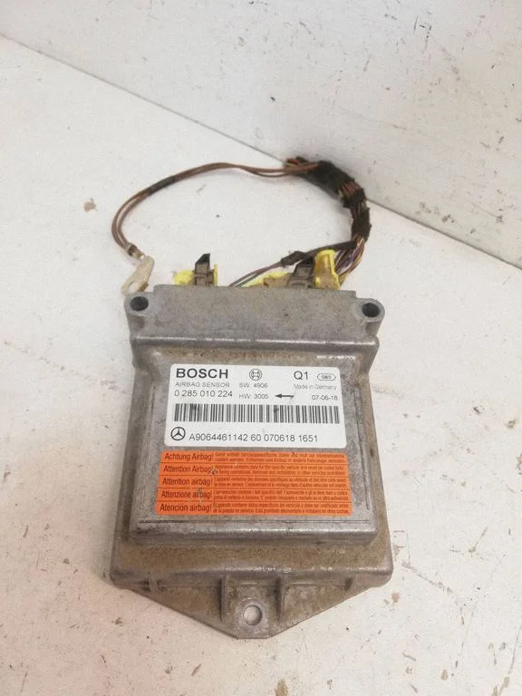 Airbag control unit/module A9064461142