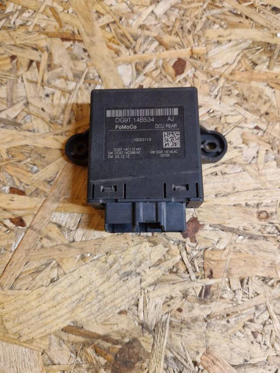 Durvju elektronikas vadības bloks DG9T14B534
