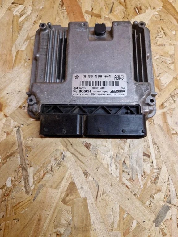 Engine control unit/module 55598045