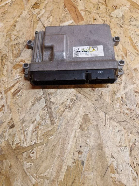 Engine control unit/module SH1A18881U