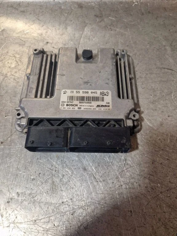 Engine control unit/module – Opel Insignia A (2008-2017)